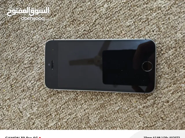ايفون عدد 2 واحد بي ايكلاود(7) والثاني شغال