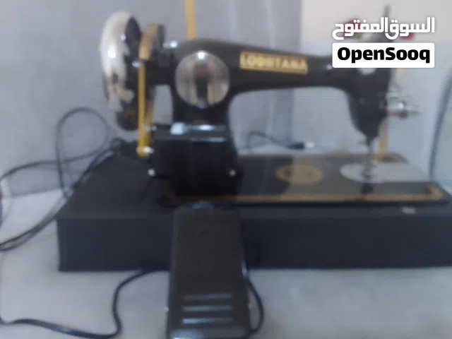ماكينة خياطة شبه جديدة مستعملة يوم واحد