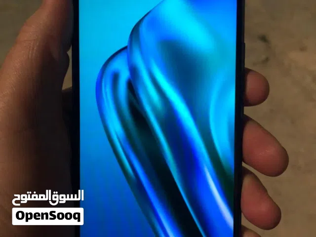 أيتل هاتف أزرق مستعمل بحالة جيدة مع مساحة تخزين 2 تيرابايت
