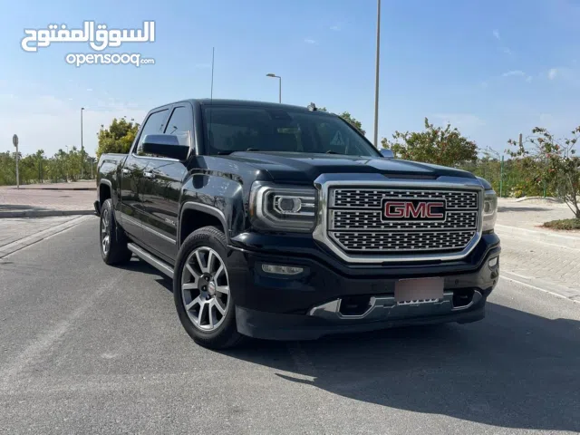 Used GMC Sierra in Northern Governorate