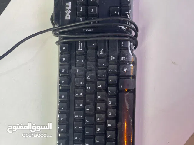 للبيع أغراض جديدة ومستعملة ماكينة شاي صناعية، كيبوردات، كيبورد مع جراب للتابلت، مبرد هواء صغير وإكسس