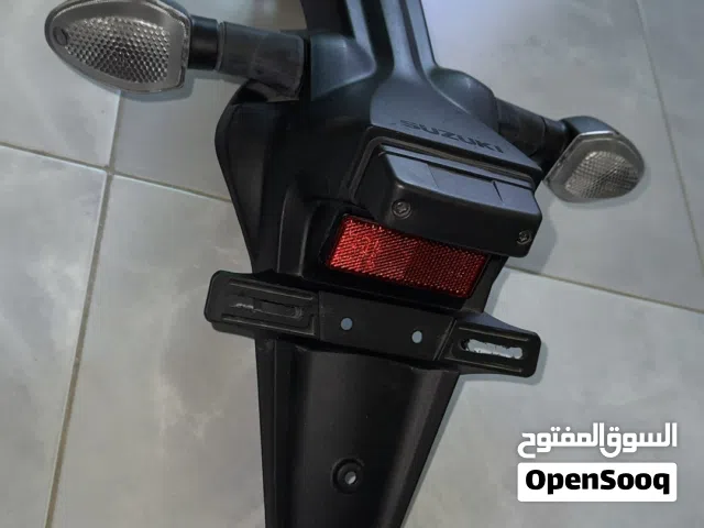 قاعدة نمرة اصلية واكزوزت ستوك اصلي لدراجة Gsxs 750