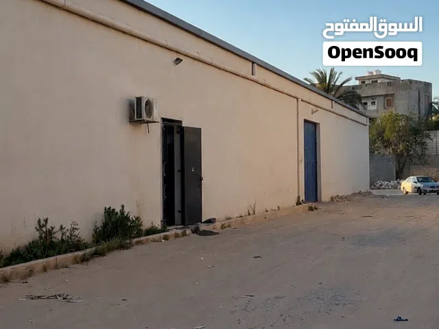 هـنـقـر إستثماري بواجهة 66م في شارع الكنار (شارع الأثاث) يُرجى قراءة الوصف