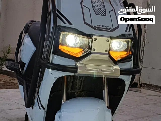 2025 Yamaha XMAX