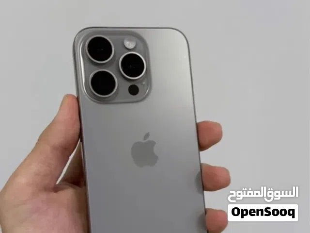 ايفون 15 برو ماكس مساحة 256 شبه تحت ضمان المحل شهرين  ونصف تقريبا  باقي شبه جديد
