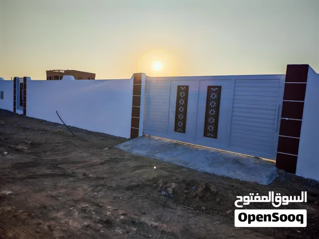 ارض زراعية فضا مسورة للإيجار