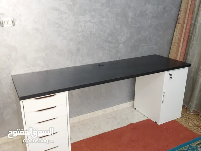 طاولة مكتب مميز قياس مترين