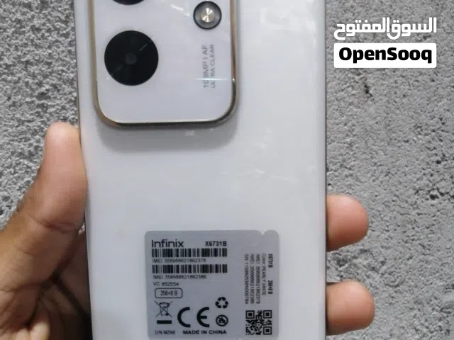 انفنكس زيرو 30 ويا ملحقاته شاحن و كارتون  استعمال قليل