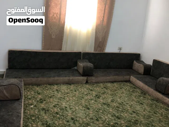 فرش عربي 6فرشات 6مساند مع موكيت