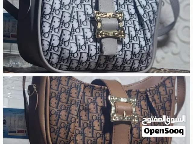 مشغل الماجد للشنط النسائي والشبابي باأحدث الموديلات