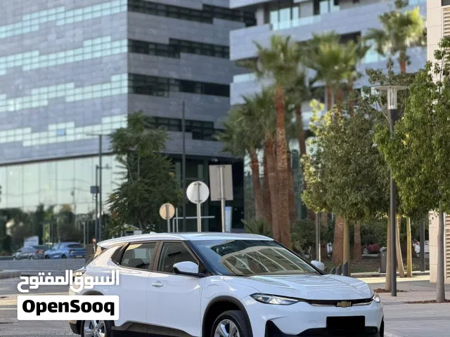 2023 شيفروليه مينلو