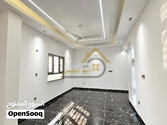 شقة حديثة للايجار في منطقة الجنينة (18)