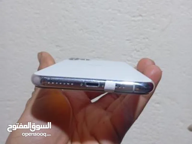 Apple iPhone 11 Pro Max 256 GB in Basra