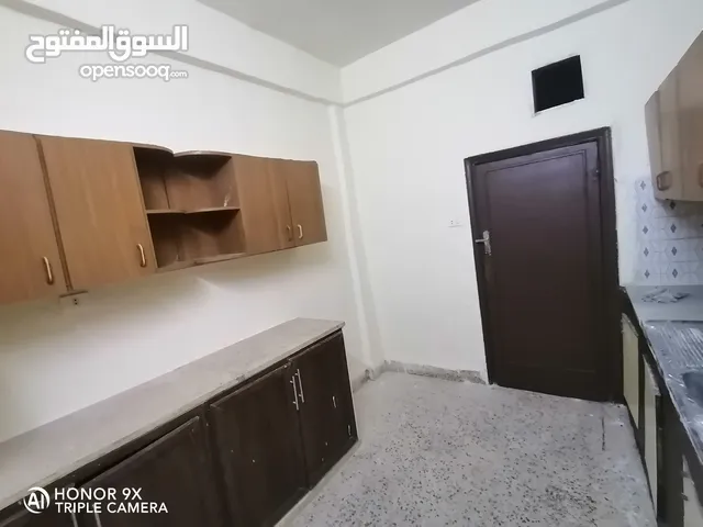 196 m2 4 Bedrooms Apartments for Rent in Irbid Bait Ras