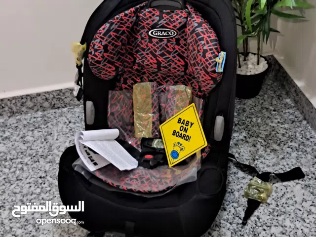 للبيع كارسيت ماركة GRACO نوعية ممتازة ومريح للطفل مناسب لجميع الأعمار For sale top brand car seat