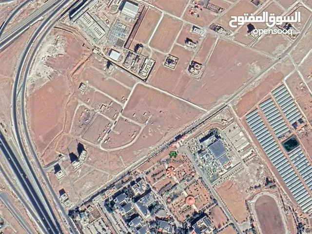 أرض للبيع لقطة 551 م الطنيب مقابل بوابة جامعة الإسراء...