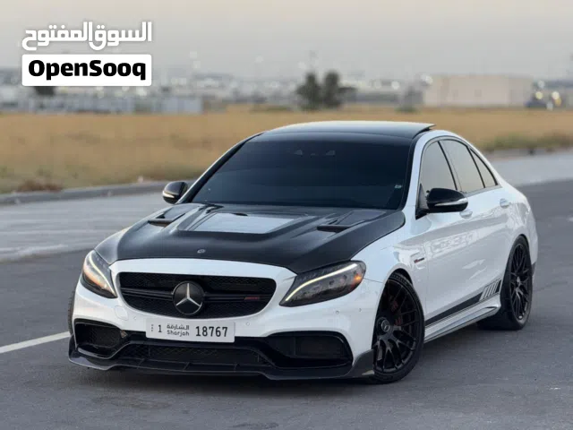2015 مرسيدس بنز الفئة-C C 63 AMG