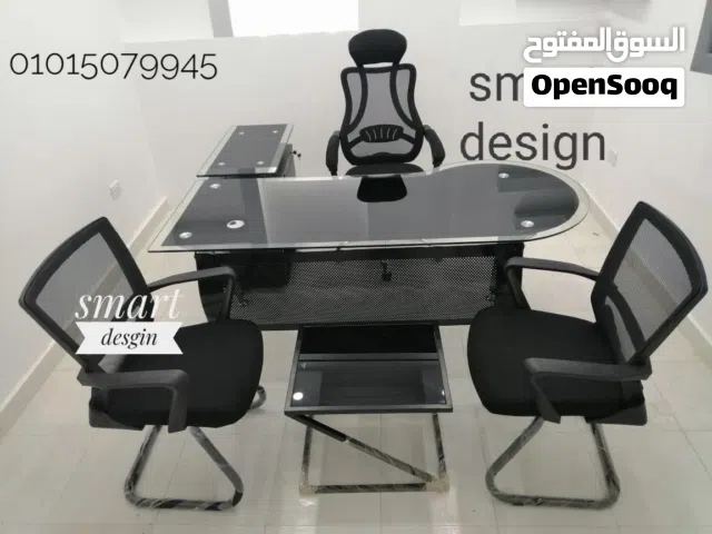مكتب زجاج سيكوريت ضد الكسر معاه سايد جانبي متوفر لون اسود وابيض  متاح جميع المقاسات و الاشكال
