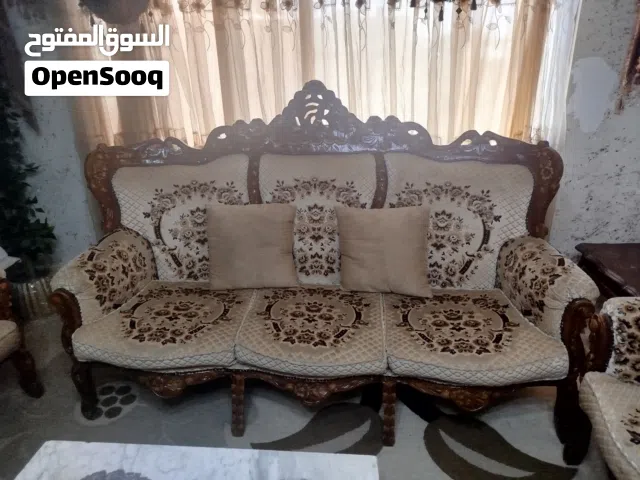 طقم كنب حفر 9 مقاعد فقط 170 دينار شامل البرادي