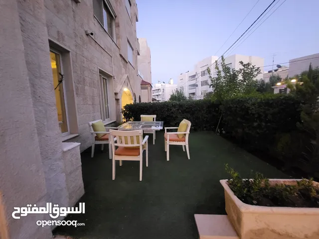 furnished apartment for rent in four Circle ground floor 280 m with the nice Garden three bedrooms