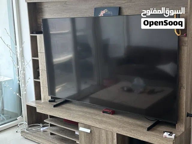 شاشة سامسونج للبيع بحالة ممتازه 65 بوصه
