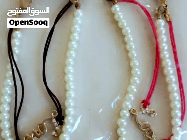 اساور متنوعه