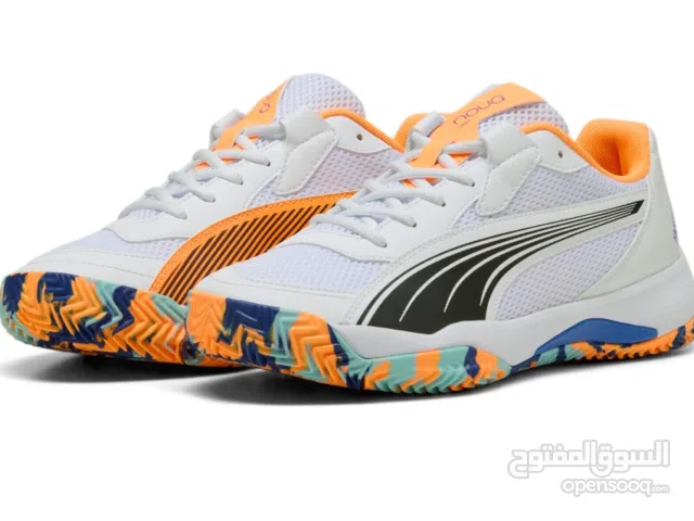 Chaussures de sport : puma  Peinture :42
