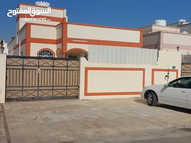 300 m2 4 Bedrooms Townhouse for Rent in Muscat Al Maabilah