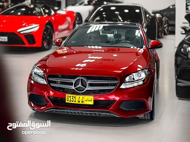 فرصة لا تُفوّت: مرسيدس C300 – فخامة بلا حوادث
