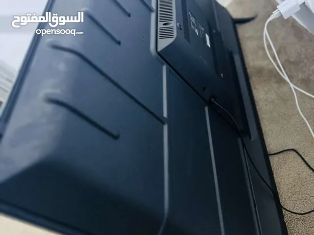 شاشه smasung جديده الشاشه ب نايلوها بس بدون باكو استعمال شخص واحد ستعمال نضيف هلبا