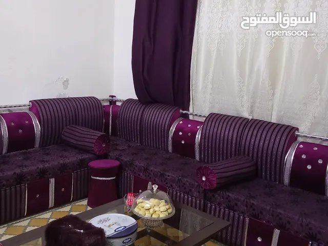 كنب خليجي قابل للتفاوض