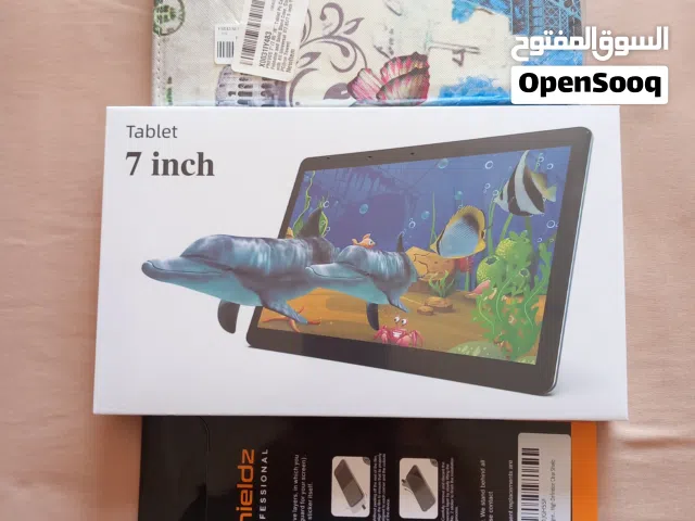 تابلت مع كفر جديدين لم يفتح من النايلون حتى ولم يستعمل الشراء من أمازون وسبب البيع جاء هدية