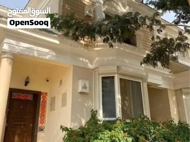 255 m2 4 Bedrooms Villa for Sale in Cairo New Cairo