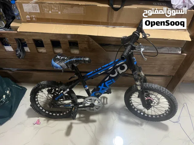 دراجه للبيع بداعي السفر تحتاج كفر خلفي فقط