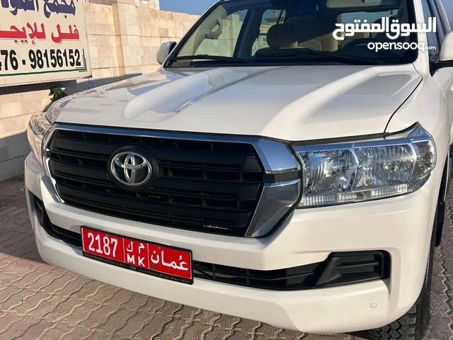 SUV Toyota in Dhofar