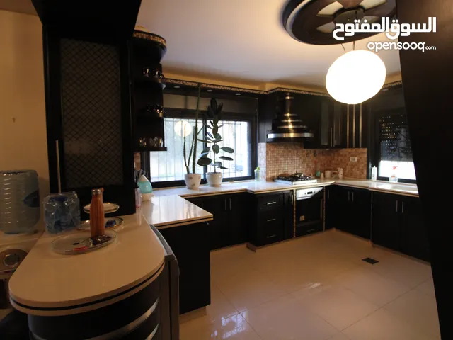 190 m2 3 Bedrooms Apartments for Sale in Ramallah and Al-Bireh Other