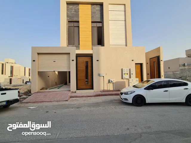 360 m2 5 Bedrooms Villa for Rent in Al Riyadh An Narjis