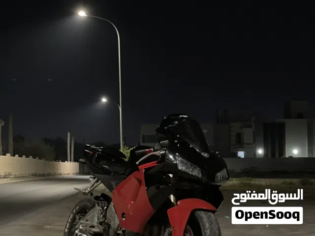 2006 هوندا CBR600RR