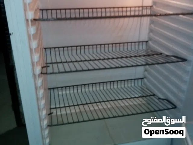 تلاجه ارستون
