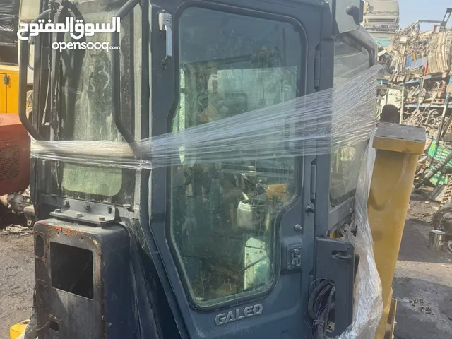 كبينة كوماتسو 375-5 مستعمل نظيف موديل 2009 used cabin 375-5 verry good quality model 2009