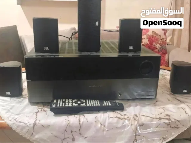 مسرح منزلي متكامل صوت قوى مع جهاز تشغيل جديد وأجهزة وأدوات منزل أخرى