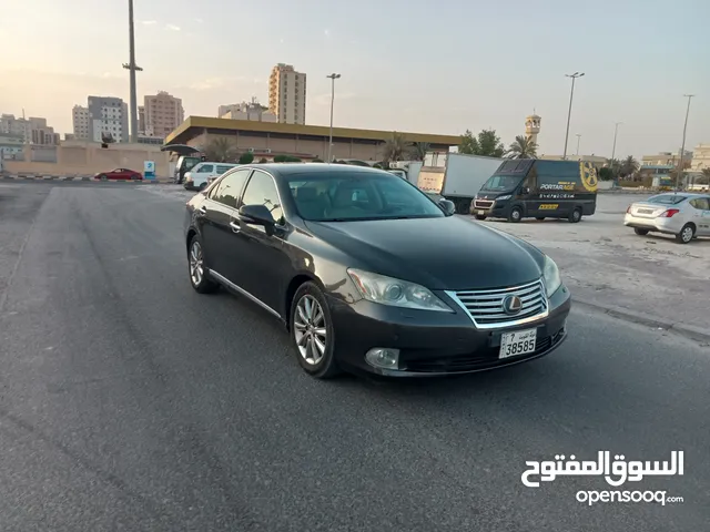 لكزس ES350موديل 2011