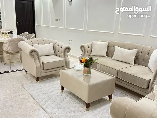 لدينة تنجيد الكنب المستعمل وباسعار مناسبة