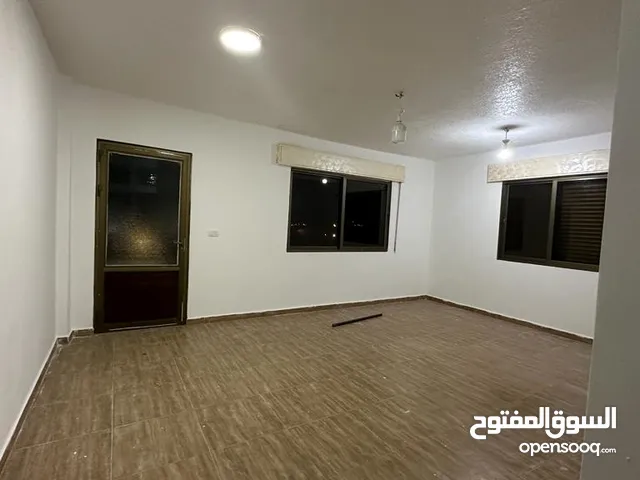 135 m2 3 Bedrooms Apartments for Rent in Al Karak Al-Thaniyyah
