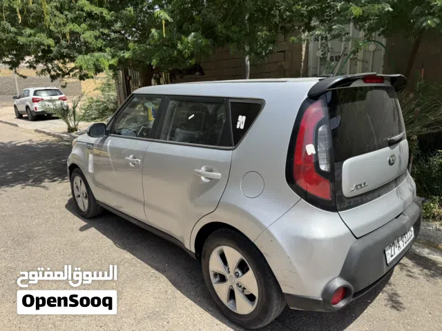 2016 كيا سول Standard