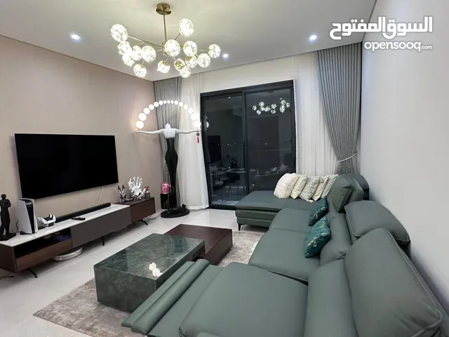 Luxury furnished brand new flat in lagoon