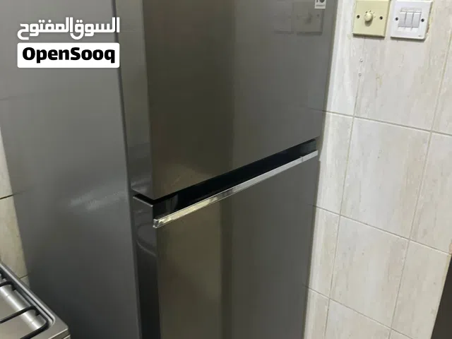 ثلاجة LG بحالة ممتازة