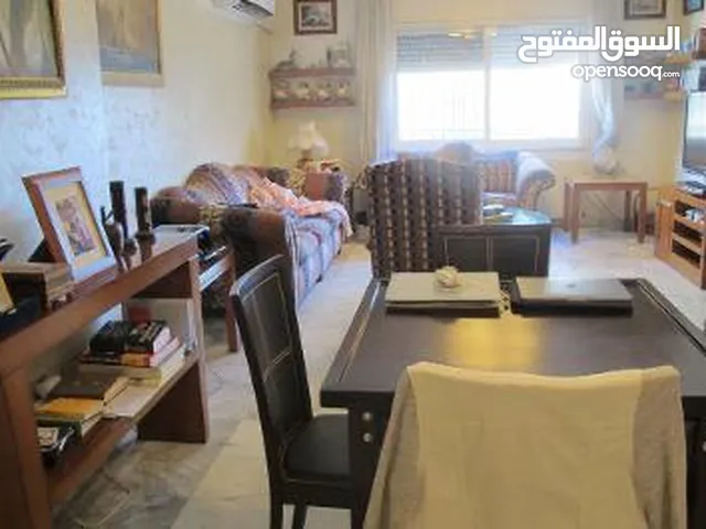 612 m2 More than 6 bedrooms Villa for Sale in Amman Um Uthaiena