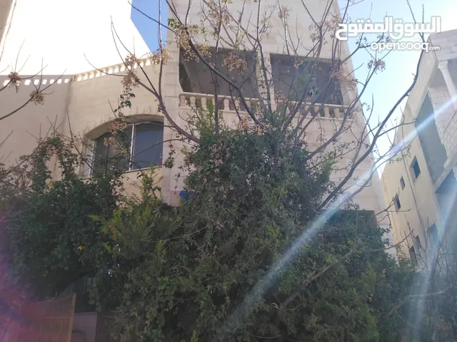183m2 3 Bedrooms Apartments for Sale in Zarqa Jabal Tareq