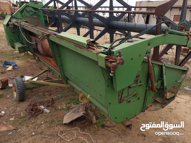 1990 Harvesting Agriculture Equipments in Tripoli